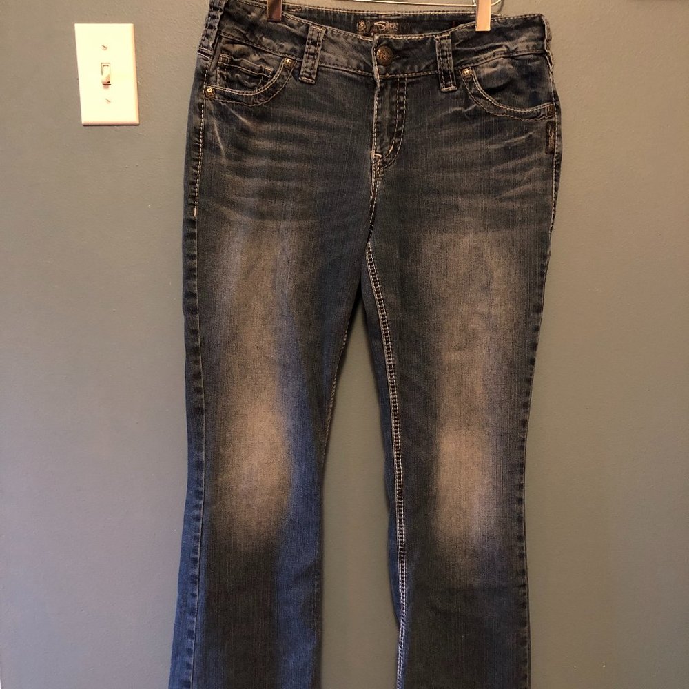 Suki Fluid boot cut 31/33 EUC Silver jeans